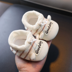 Printemps automne hommes femmes b&eacute;b&eacute; chaussures b&eacute;b&eacute; anti - chute fines chaussettes respirantes 0 - 1 ans semelle souple